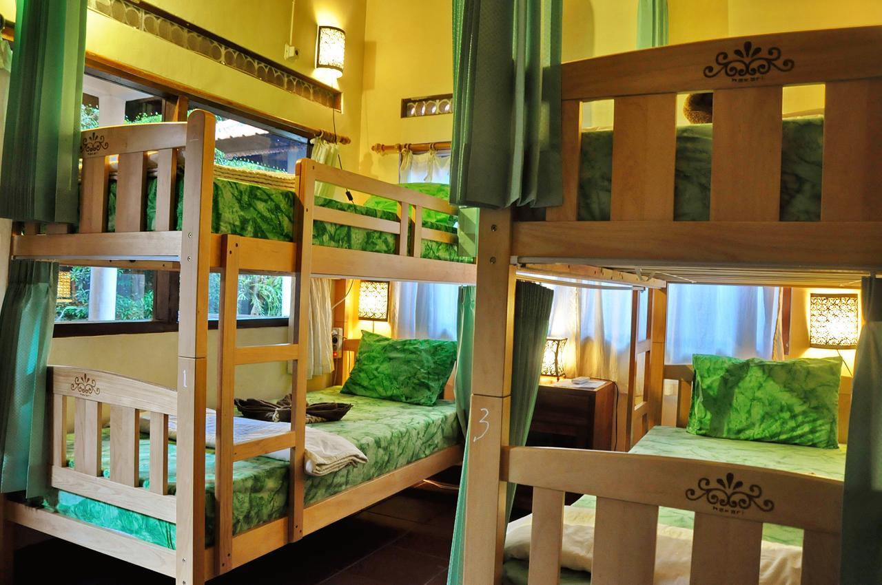Хостел Soni Backpacker House Убуд Екстер'єр фото